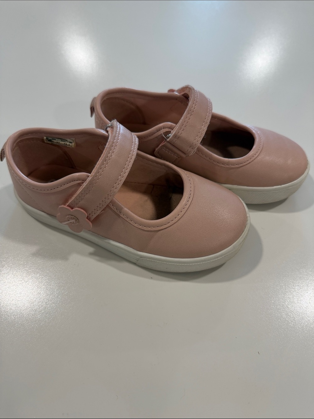 OshKosh B’gosh Pink Mary Jane Shoes Flower Toddler Girls Size 10